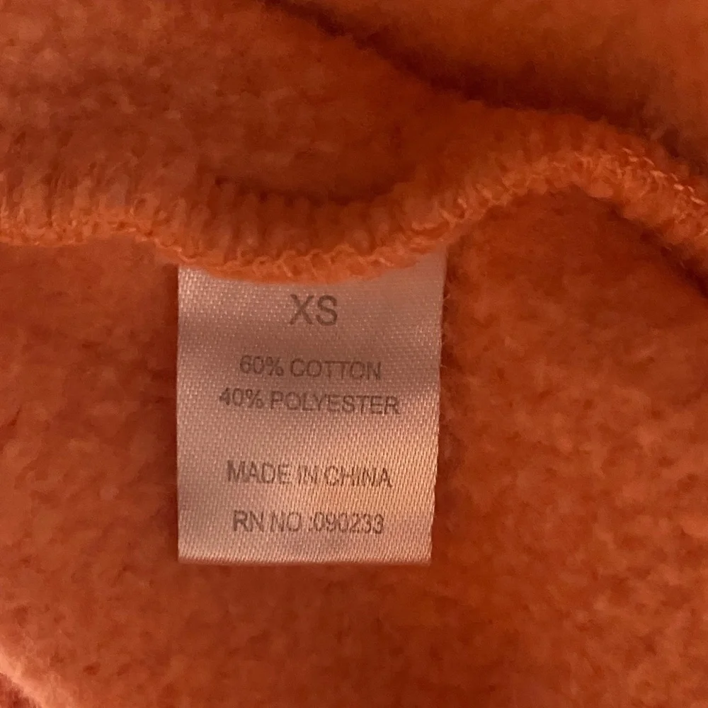 Playboy x PacSun Women’s XS Peach Crewneck Sweatshirt Rainbow Logo Y2K - Picture 4 of 14